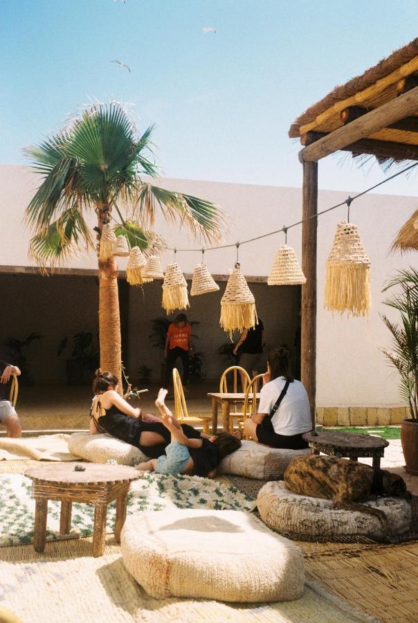 Blue Waves Surf House Hotel Agadir Exterior photo
